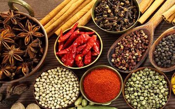با خوردن این ادویه ها لاغر می شوید
