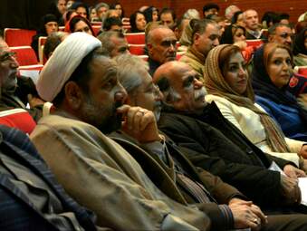 عصر شعر به بلندای یلدا باحضور پروفسور میرجلاالدین کزازی استاد ادبیات پارسی ایران زمین و با همکاری اداره کل فرهنگ و ارشاد اسلامی استان کرمانشاه 