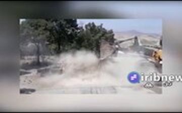 خاموش کردن پیکان آتش گرفته با لودر