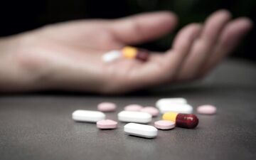 بررسی علل خودکشی در کرمانشاه