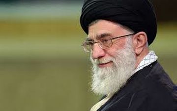 خوش‌وبش رهبر انقلاب با آیت الله وحید خراسانی