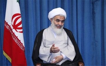 امام جمعه قزوین: دنیاطلبی انسان‌ها زمینه‌ساز انکار قیامت می‌شود