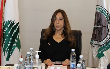 عون وزیر دفاع را سرپرست وزارت خارجه کرد
