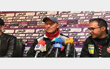 کالدرون: من هم مشکل استراماچونی را دارم/ تا 26 دسامبر به پرسپولیس مهلت می دهم