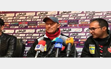 کالدرون: من هم مشکل استراماچونی را دارم/ تا 26 دسامبر به پرسپولیس مهلت می دهم