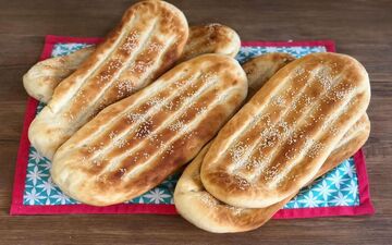 طرز تهیه نان بربری خانگی – نانی خوش‌طعم با بافت نرم و پوسته طلایی