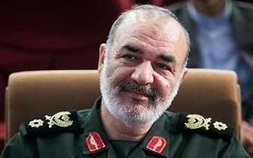 واکنش جالب کاربران فضای مجازی به تغییر فرمانده سپاه پاسداران + فیلم 