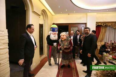 دورهمی شب یلدا کانون سخنوران و مجموعه رسانه های فرتاک 