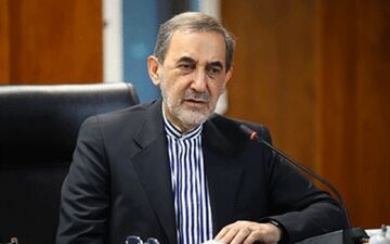 ولایتی: عادی‌سازی روابط امارات و اسرائیل، خوش‌رقصی انتخاباتی برای ترامپ و نتانیاهو است
