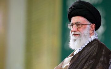 دست اندرکاران و کارگزاران حج با رهبر انقلاب دیدار می کنند