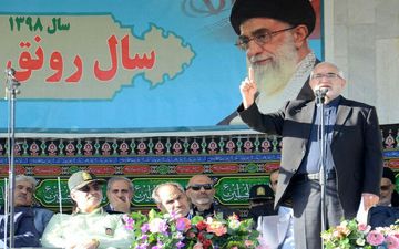 اقتدار نیروهای نظامی و انتظامی دشمنان را وادار به تسلیم کرده است 