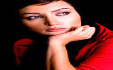 روناک یونسی و خواهرش در کانادا