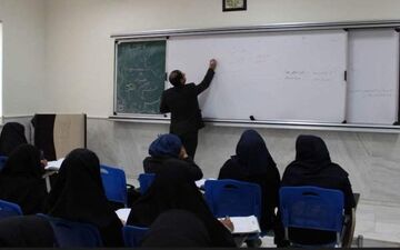 پرداخت مطالبات فرهنگیان در بدترین شرایط است/ رایزنی با خزانه برای پرداخت مطالبات فرهنگیان