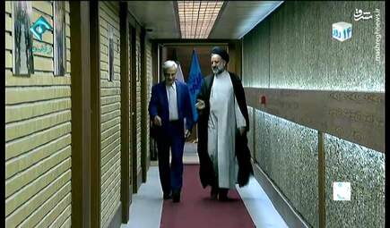 ورود هاشمی طبا به صدا و سیما + تصاویر