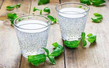تخم شربتی،یک نوشیدنی سنتی برای لاغری و انتقال کلسیم به استخوان ها 