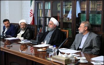 سیاستهای جدید ارزی و راهکارهای تسریع در برخورد با مفاسد و اخلالگران اقتصادی تصویب شد