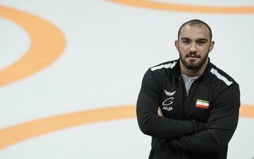 کشتی بین‌المللی قزاقستان| مدال طلا بر گردن زارع