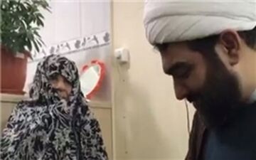 «شهاب مرادی» به دیدار مادر چشم به راه شهید «گلشناس» رفت