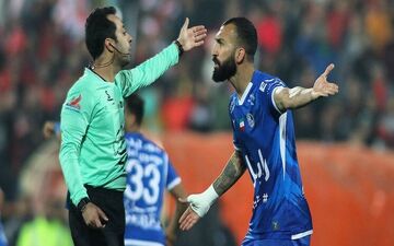 درگیری دو استقلالی در دربی/ اتفاقی که از چشم همه دور ماند!
