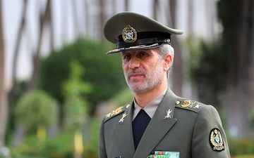  وزیر دفاع ادعای آلمان درباره مذاکرات موشکی را رد کرد