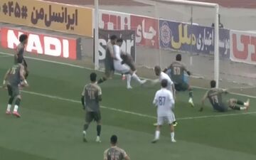 گل اول استقلال به شمس آذر توسط آزادی + ویدئو