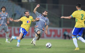 سایپا در ورزشگاه آبادان حبس شد!
