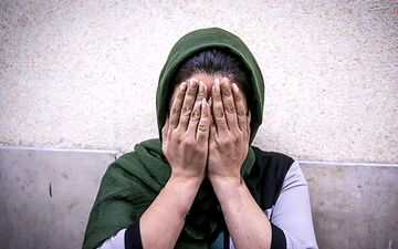 این زن هفت خط بود ! / عقل جن هم به کارهایش نمی رسید !
