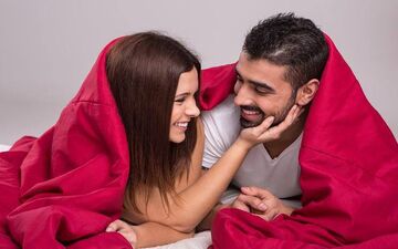 چرا زنان محبوب و جذاب احساس بهتری از خود دارند؟ 