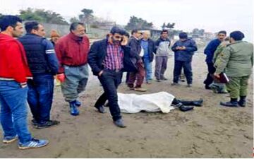 کشف جسد زن شیک پوش در دریا
