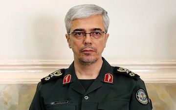  سرلشکر باقری: استکبار توان ایستادگی در برابر ملت ایران را ندارد