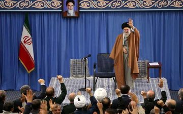 ملتی که در صحنه است، دشمن هیچ آسیبی نمی‌تواند به او برساند