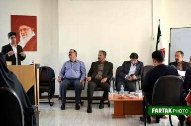 تشکیل نشست هم‌اندیشی اداره گردشگری شهرداری کرمانشاه