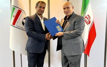 پرهیزکاری رئیس مرکز ملی فوتبال شد/ برگزاری نشست پروژه VAR با حضور تاج 