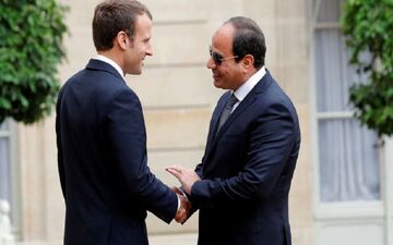 مکرون درچارچوب دیداری سه روزه وارد مصر شد