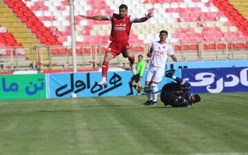  خطیبی طلسم سنگین تراکتور در خانه را شکست