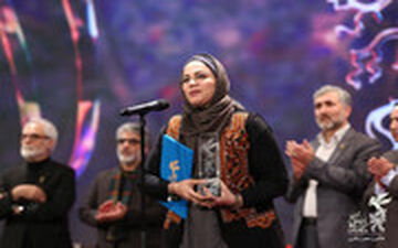 بهترین فیلم و کارگردانی فجر ۳۷ برای نرگس آبیار و همسرش