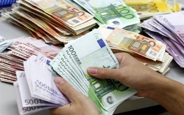  قیمت خرید دلار امروز در شعب ارزی بانک‌ها ۱۱هزار و ۸۴۲ تومان تعیین شد.