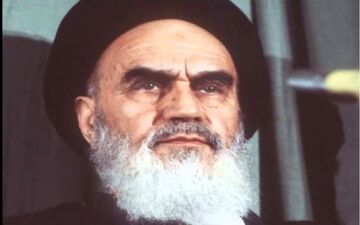 امام خمینی(ره): اگر دانشگاه فاسد شود، یک کشور فاسد می‌شود +فیلم 