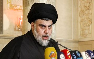 مقتدی صدر تردیدکنندگان در میدان التحریر را سرزنش کرد