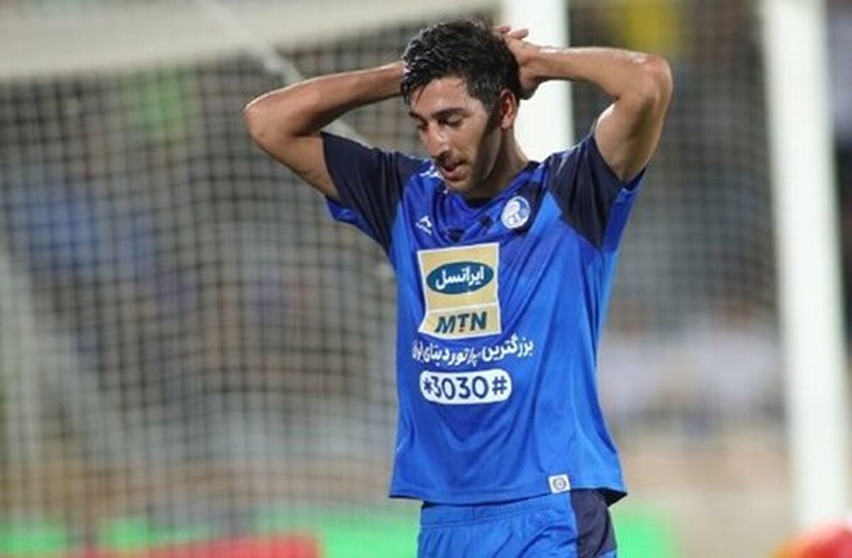 آقای مهاجم در استقلال ماندنی شد