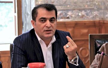 خلیل‌زاده:  آذری جهرمی باید از هواداران استقلال عذرخواهی کند