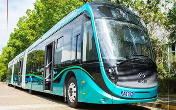 متروباس‌های برقی جدید در تهران؛ بهبود حمل‌ونقل بدون تغییر میادین