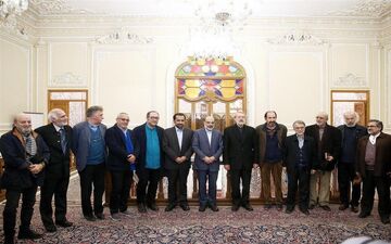 دیدار لاریجانی با رئیس رسانه ملی و برخی کارگردان‌های سریال‌های تلویزیونی 