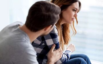 خانمی که بهت خیانت شده؛ این چند نکته که میکم رو یادت بمونه