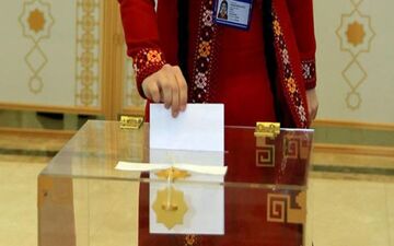 حضور 90 درصدی شهروندان ترکمنستان در انتخابات بین پارلمانی و شوراها