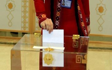 حضور 90 درصدی شهروندان ترکمنستان در انتخابات بین پارلمانی و شوراها