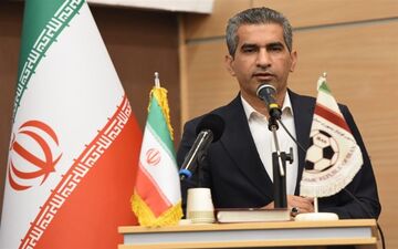 کامرانی‌فر رسما از دبیرکلی فدراسیون فوتبال استعفا کرد
