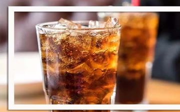 نوشابه و اضطراب؛ آیا میان قند و نگرانی نوجوانان ارتباطی هست؟