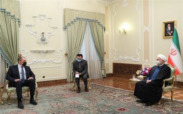 روحانی در دیدار با لاوروف: تنها راه آمریکا برای بازگشت به برجام، لغو تحریم ها است