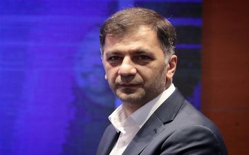 کریمی: حیدری می‌خواست تیم امسال استقلال را ببندد اما این اجازه را به او ندادم/ باید مربی قوی‌تر کنار ساپینتو می‌گذاشتیم
